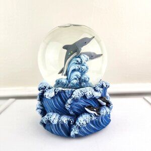 Herco Professional Gift Dolphins Snowglobe Musical Born Free
